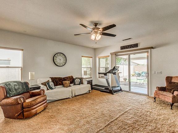 3rd image of 18635 W Sunnyslope Ln