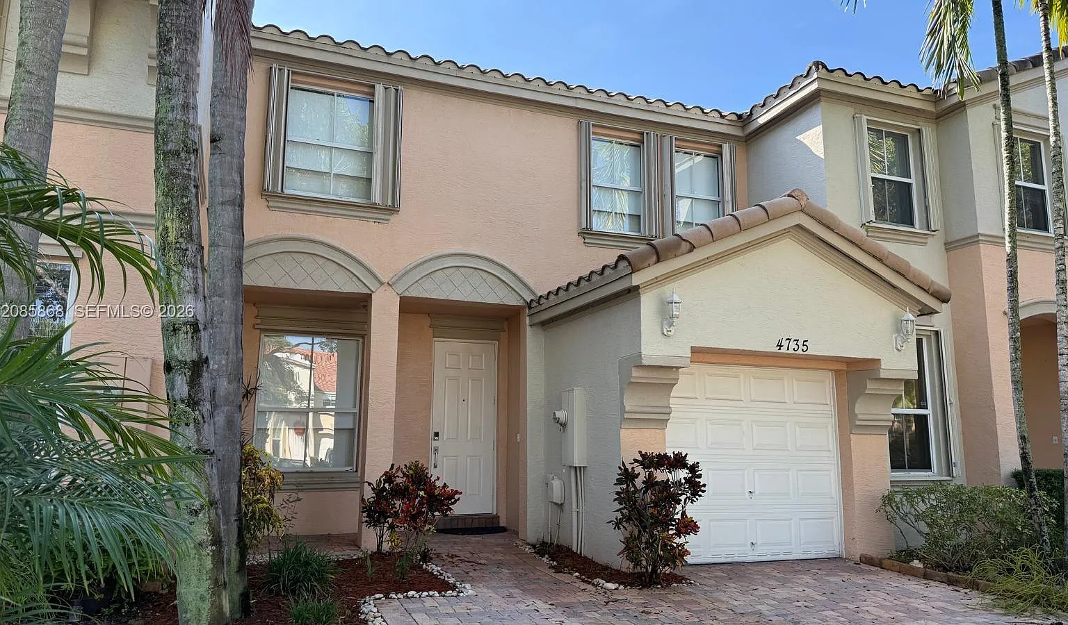 Riviera Isles Iv — Photo 2