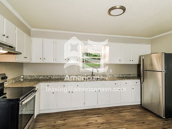 524447_004_kitchen_12861598.jpg
