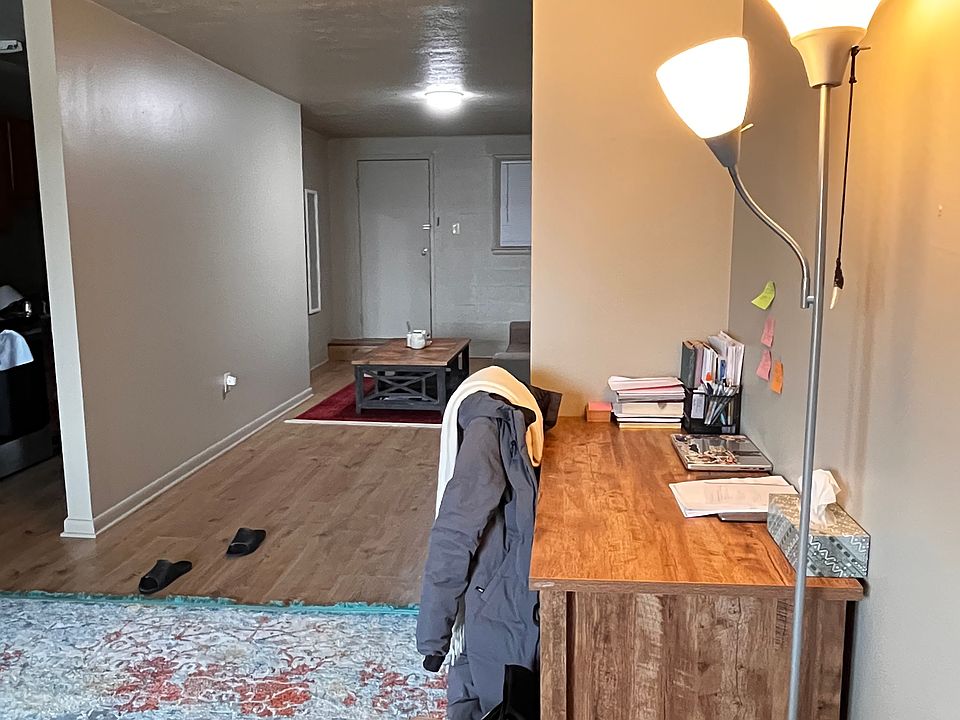 1st image of 217 S Lincoln St #6