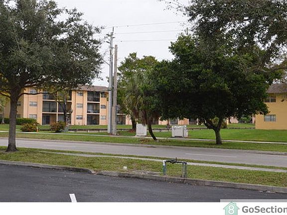 4th image of 8001 Lagos De Campo Blvd