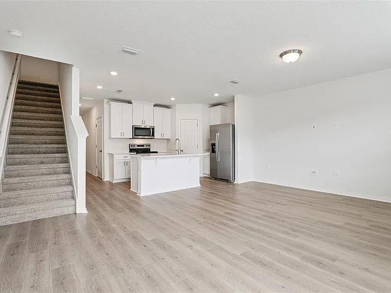 16354 Bird Of Paradise Ave — Photo 9