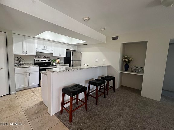 4th image of 1920 W LINDNER Avenue #210