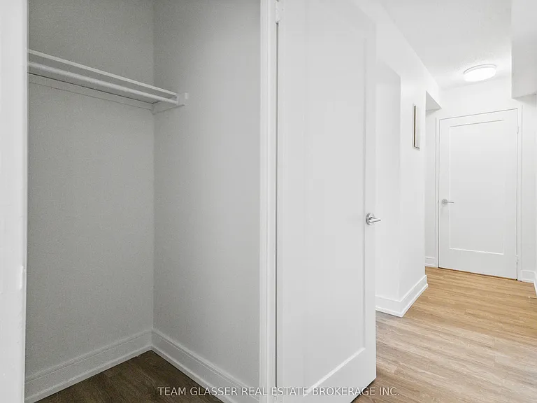 340 Colborne St #1604 — Photo 2