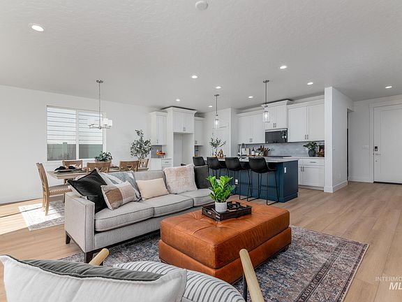 4th image of 9023 W Moon River Dr