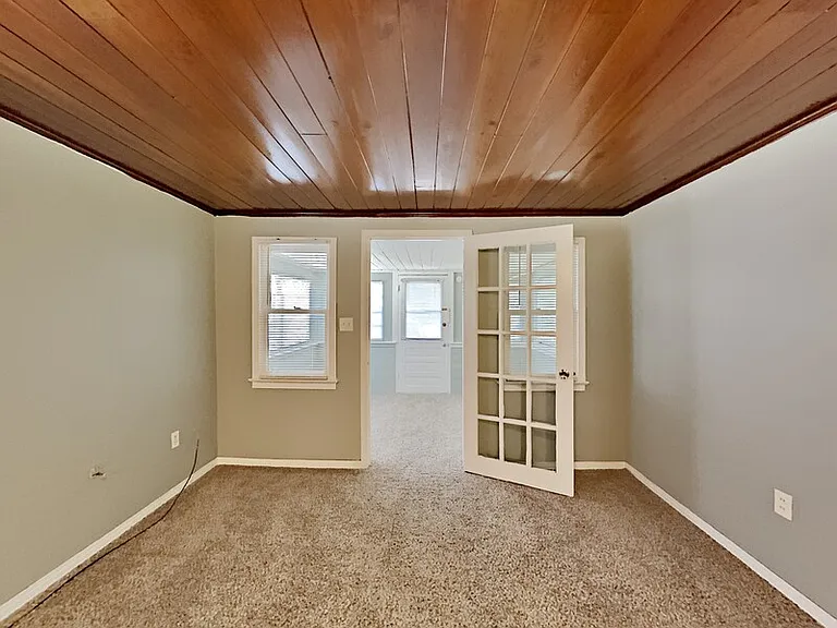314 1/2 S Boyd St — Photo 10