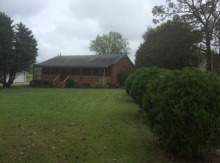 58 Old Huntsville Rd, Fayetteville, TN 37334