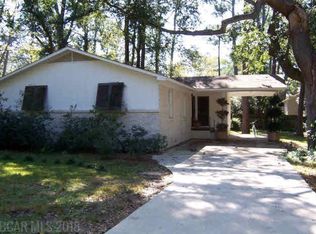 162 Pecan Ave, Fairhope, AL 36532