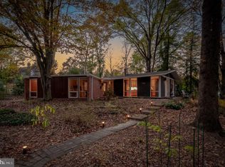 7214 Rebecca Dr, Alexandria, VA 22307