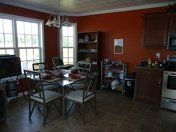 5th image of 545 Oakmont Dr