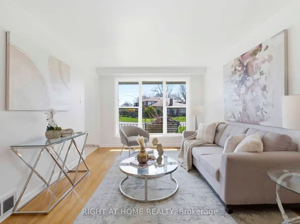 106 Fortrose Cres, Toronto, ON M3A 2H1