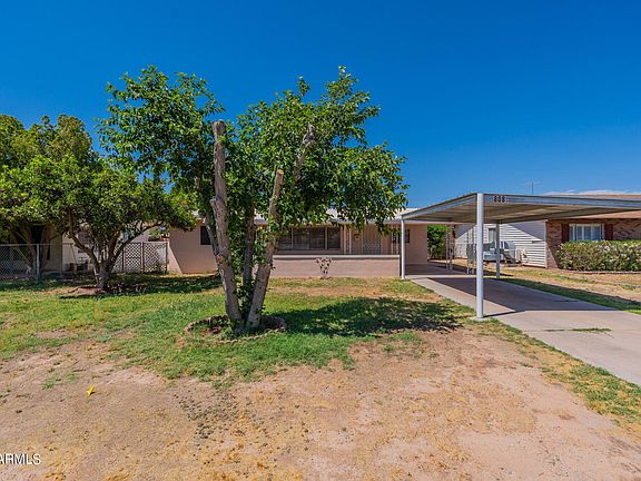 2nd image of 808 W PINKLEY Avenue