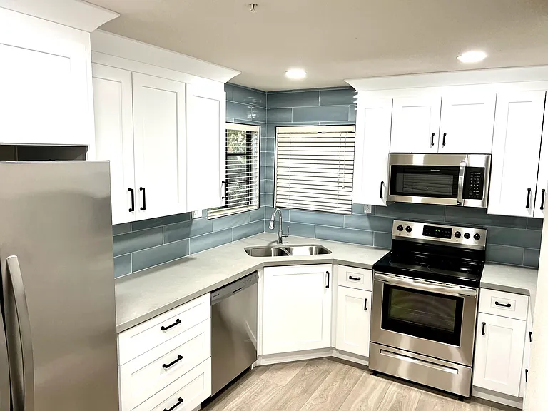 6885 E Cochise Rd — Photo 13