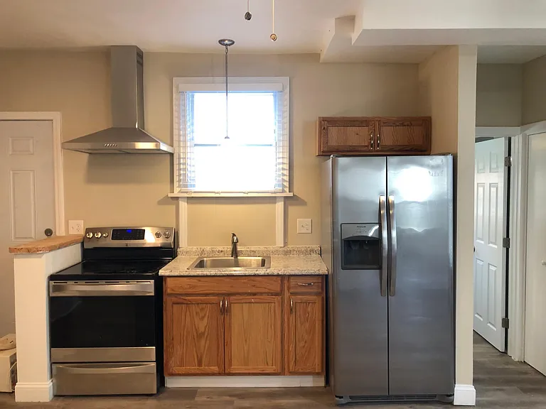15 Huntington St #1 — Photo 2