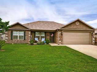 781 Morningside Dr, Centerton, AR 72719