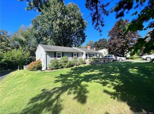 17 Colony Dr, Winsted, CT 06098