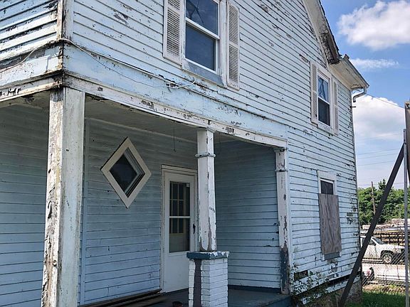 2nd image of 1616 Gillespie Ave