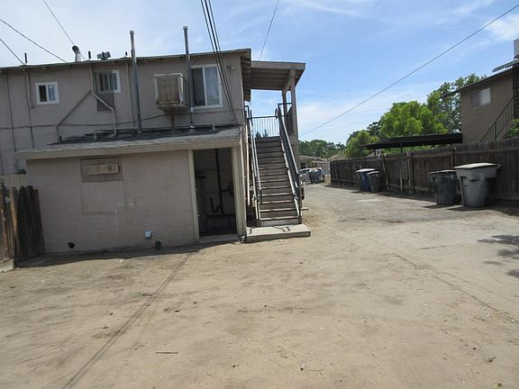 5th image of 552 S Sierra Vista Ave