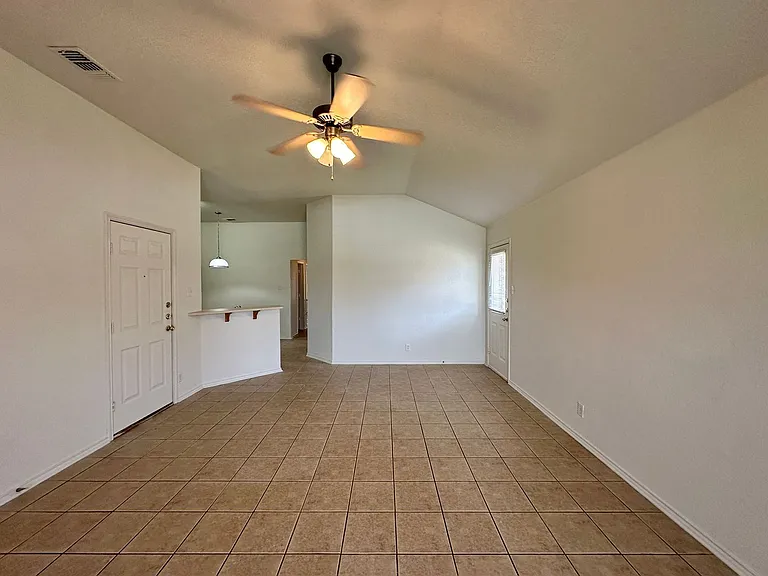 214 Dale Earnhardt Dr — Photo 3