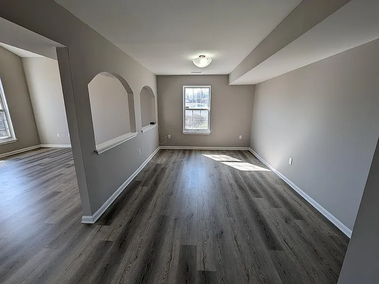 5861 Riverside Dr — Photo 6