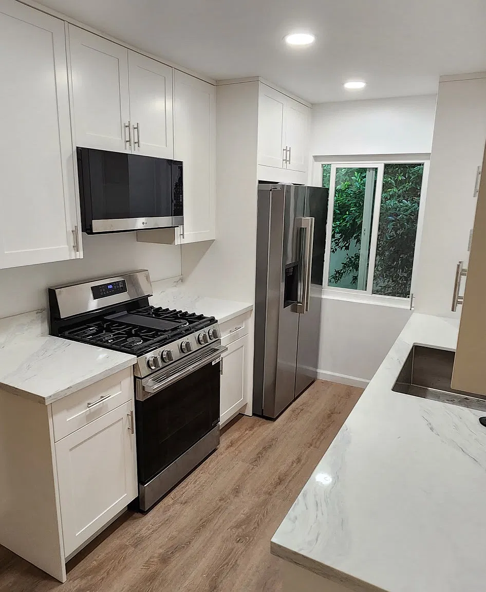 2 bed, 850 sqft, $2,350 — Photo 1