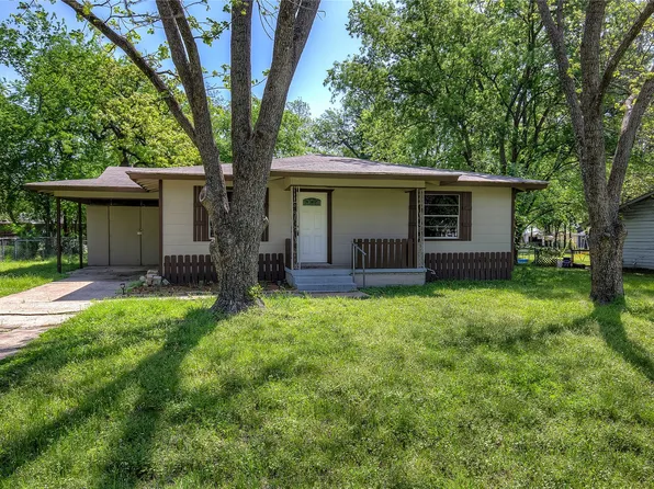 834 Cranford St, Sulphur Springs, TX 75482