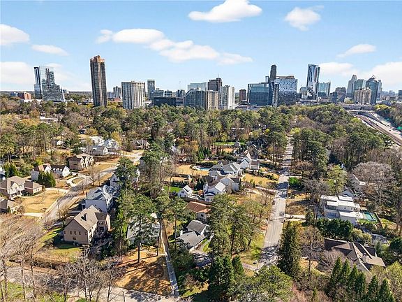 3rd image of 3811 N Stratford Rd NE