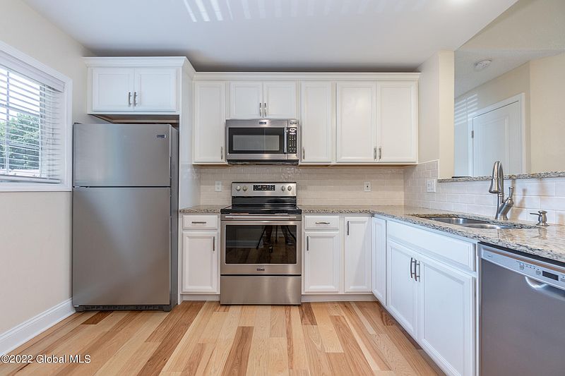2nd image of 5006 S Forest Point Drive