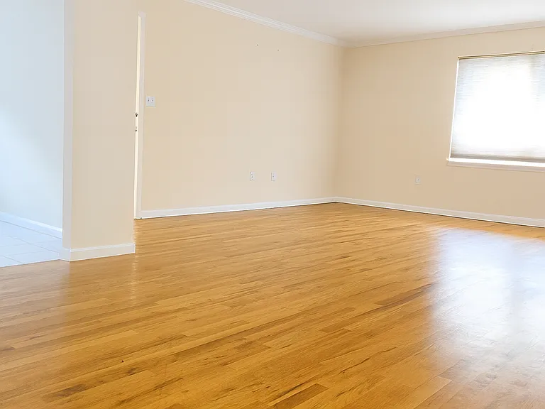 515 Irvine Turner Blvd #2 — Photo 10