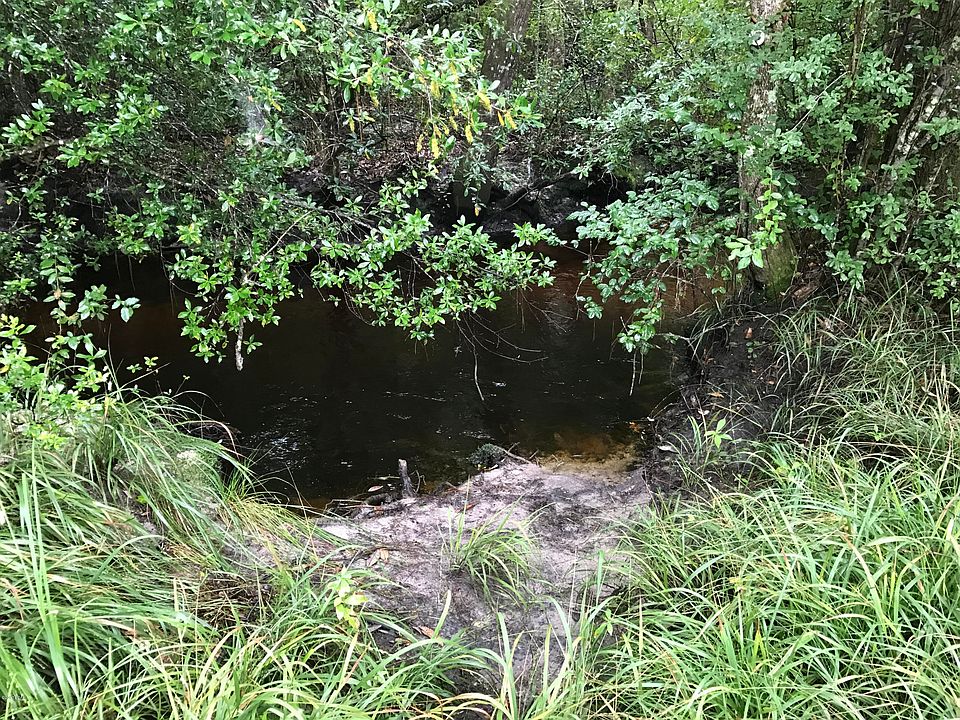 2nd image of 5583 NW Twin Ponds Rd