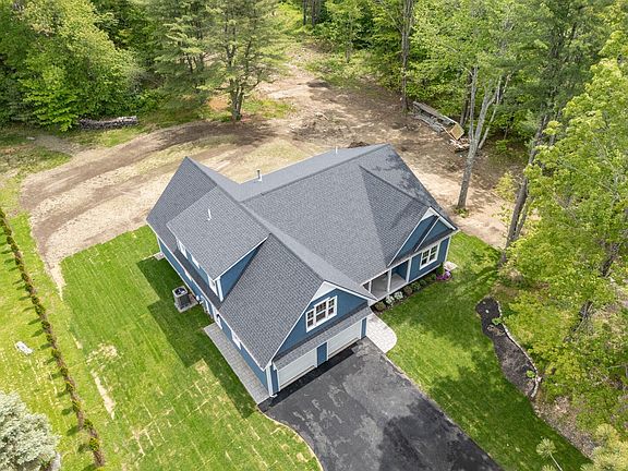 4th image of 130 Fickett Street