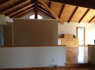 1220 S Ridgemark Dr, Hollister, CA 95023