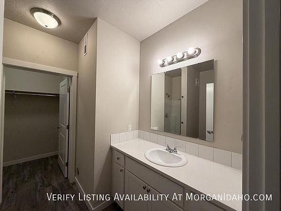 4th image of 10222 W Ustick Rd #103