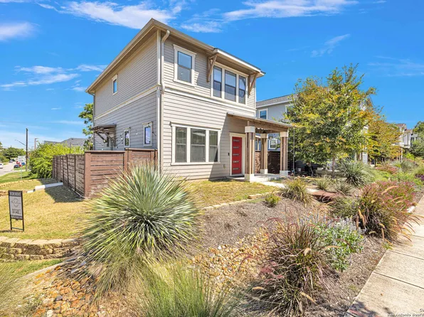 1162 N Olive St, San Antonio, TX 78202