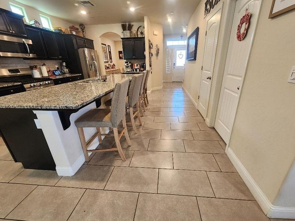 2nd image of 5283 W Hammond Ave