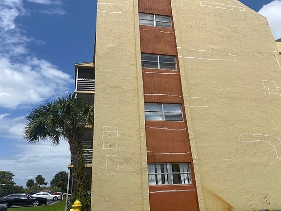 2nd image of 3710 NW 21st St APT 408
