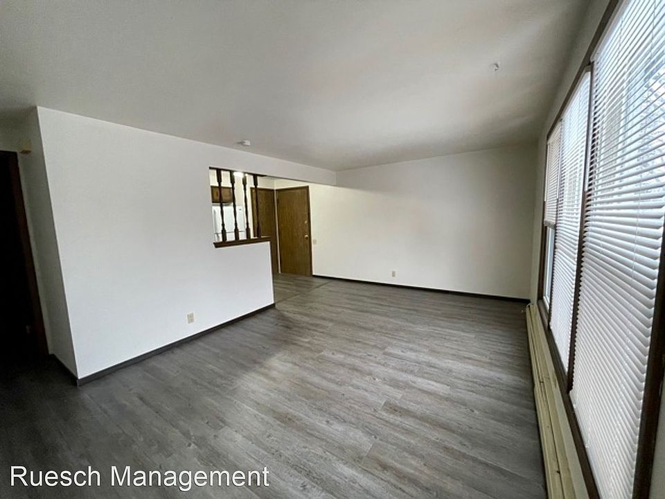 1st image of 1914 Basten St APT 8