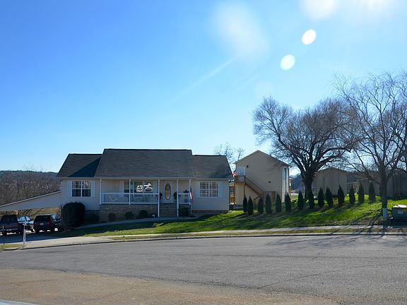 4th image of 252 Mulberry Ln NE
