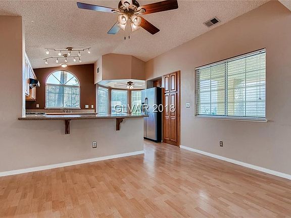 5th image of 7232 Wayfarer Dr