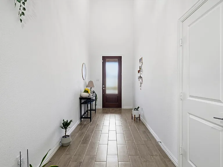 8309 Gray Squirrel Ln — Photo 5