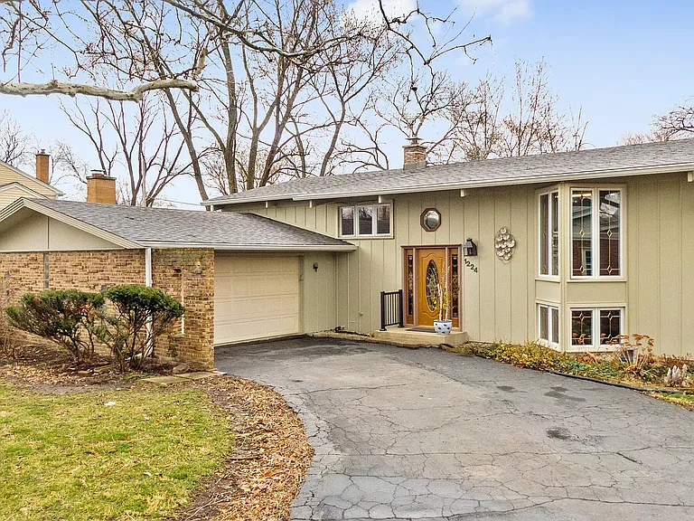 1224 Modaff Rd — Photo 1