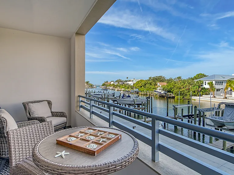 1709 Tamiami Trl — Photo 4