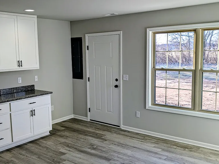 1622 Daisy St SE — Photo 7