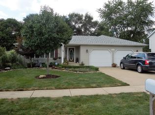24608 S Teal Dr, Channahon, IL 60410