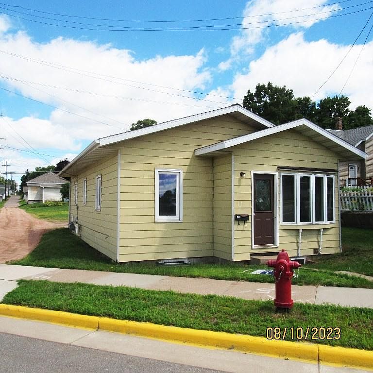 506 Grand Ave, Merrill, WI 54452 Zillow