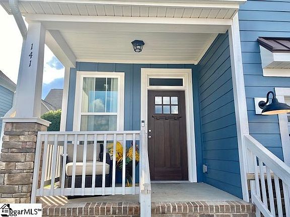 2nd image of 141 Shumard Ln