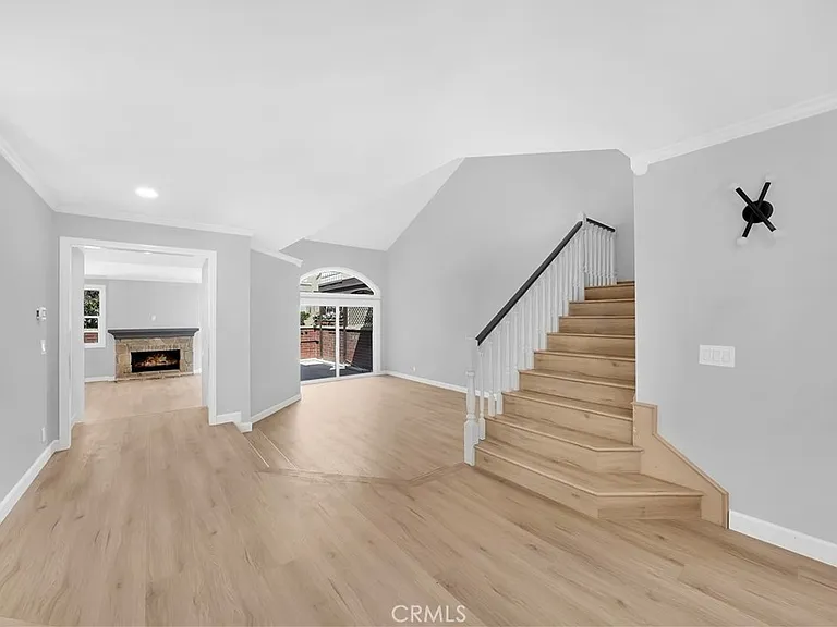 6082 Eaglecrest Dr — Photo 23