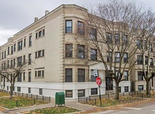 907 W Sheridan Rd #2nd, Chicago, IL 60613