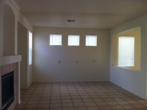 2nd image of 6016 Notre Dame Ave