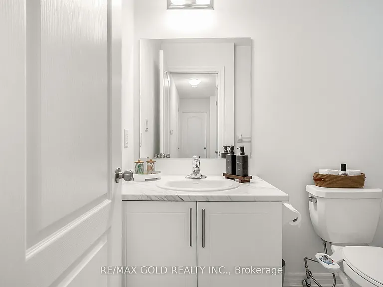 18 Waterville Way — Photo 42